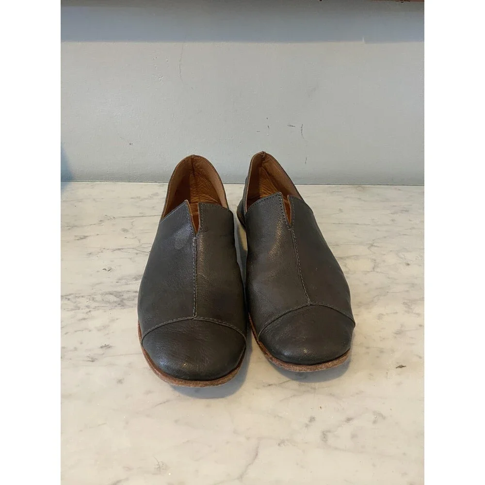 Cliff Dweller Shoes Womens Size 6.5 Green Leather Cap Toe Slip On Flats USA
